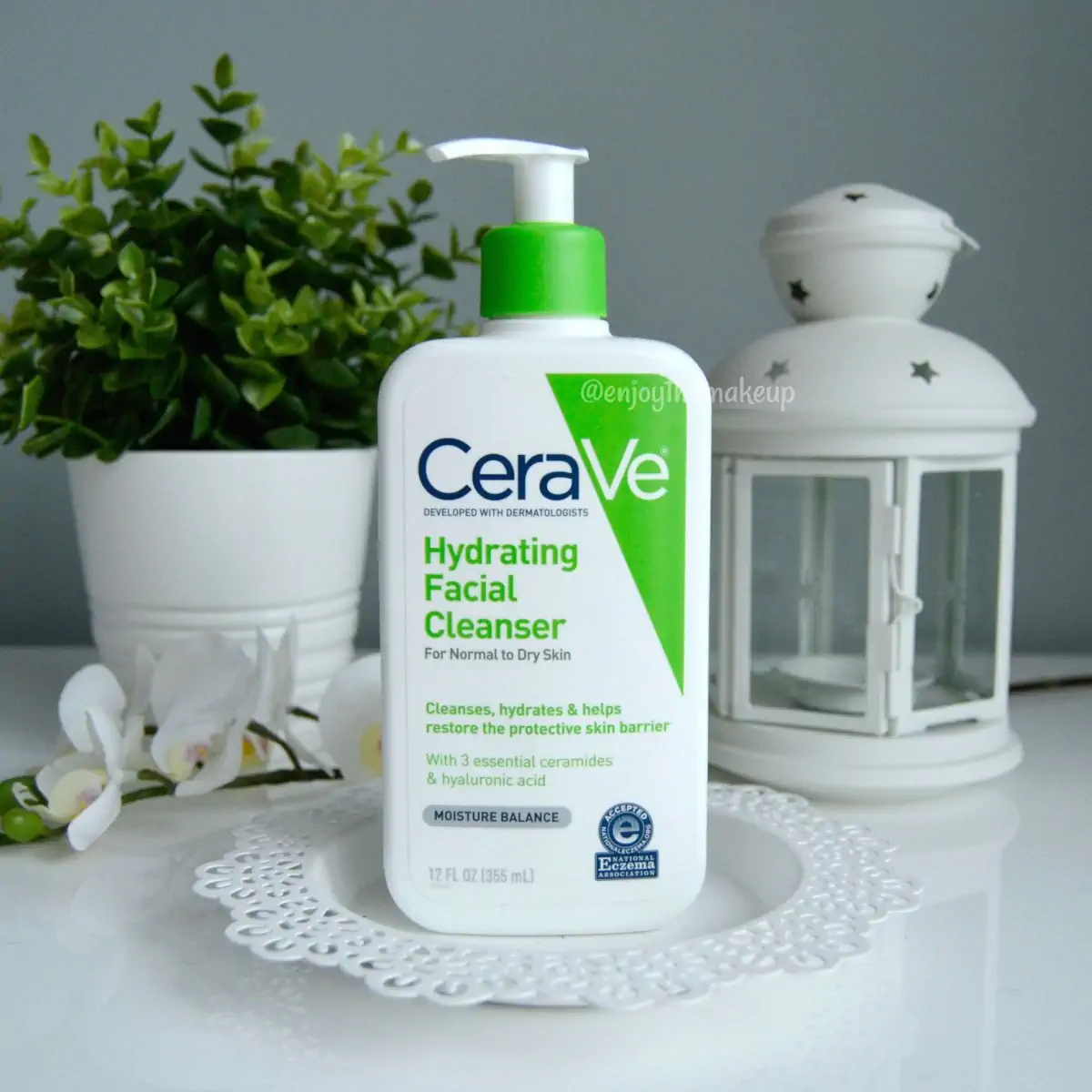 cerave_hydrating_facial_cleanser_4